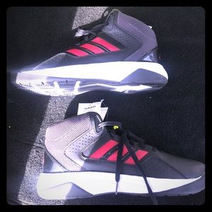 MEN’s NWT Adidas Sneakers Black Red 11